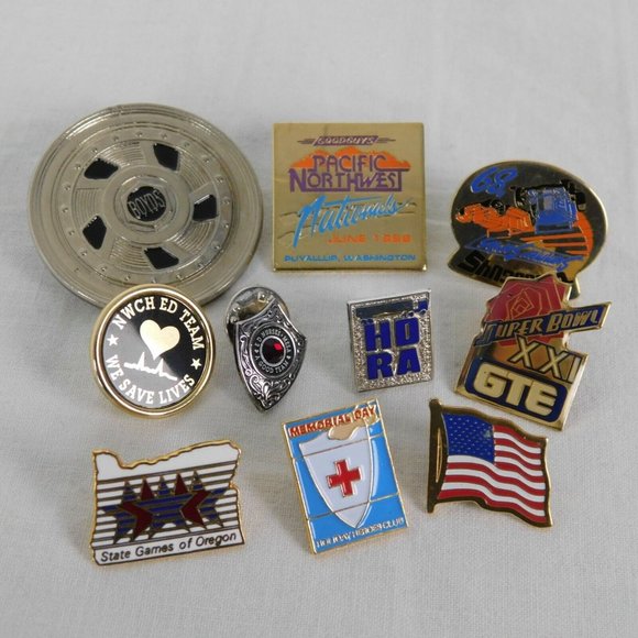 Lot of 10 Random Assorted Collectible & Advertisement Pinbacks & Pins Grab Bag - Picture 1 of 12
